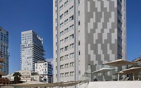 מלון מטרופוליטן